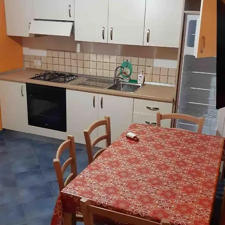 Apartment Vinisio A *